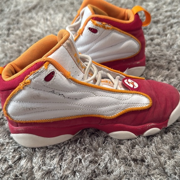 Classic Jordan sneakers for boys, size 1.5 - Picture 8 of 13